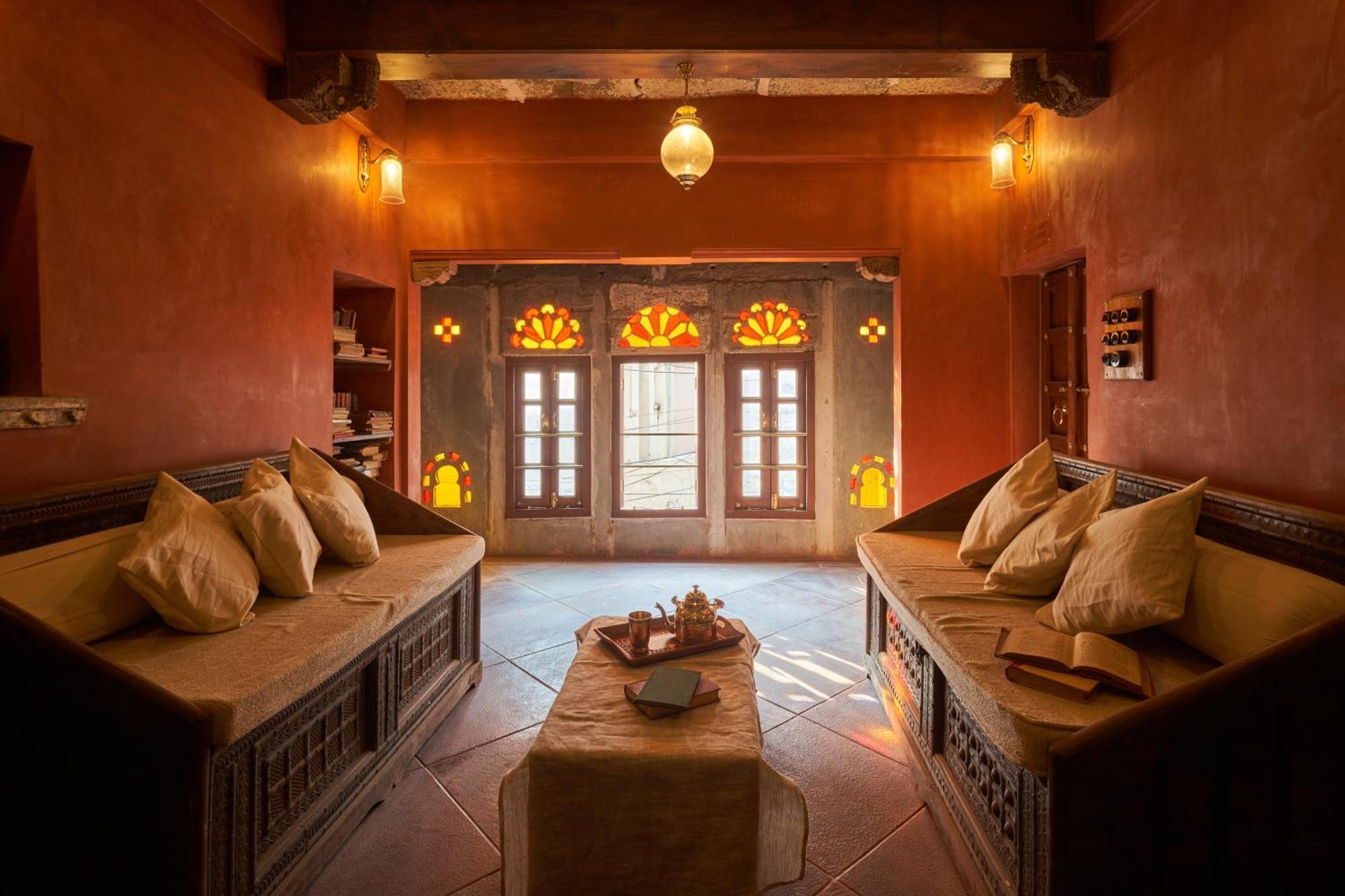 Hotel Kaladwas Lal Haveli - A Heritage Boutique *
