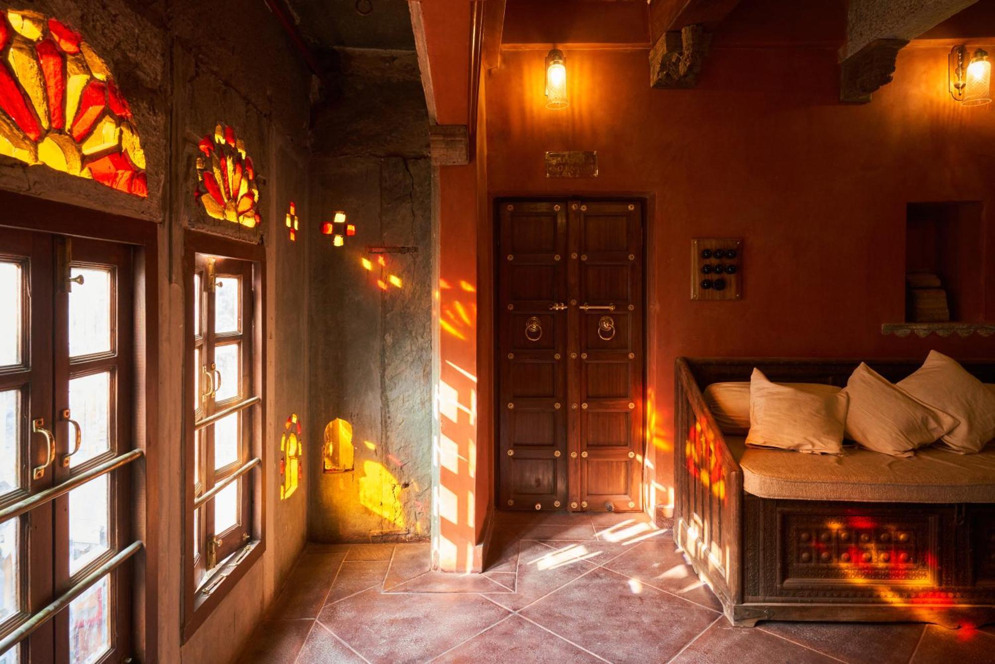 Hotel Kaladwas Lal Haveli - A Heritage Boutique