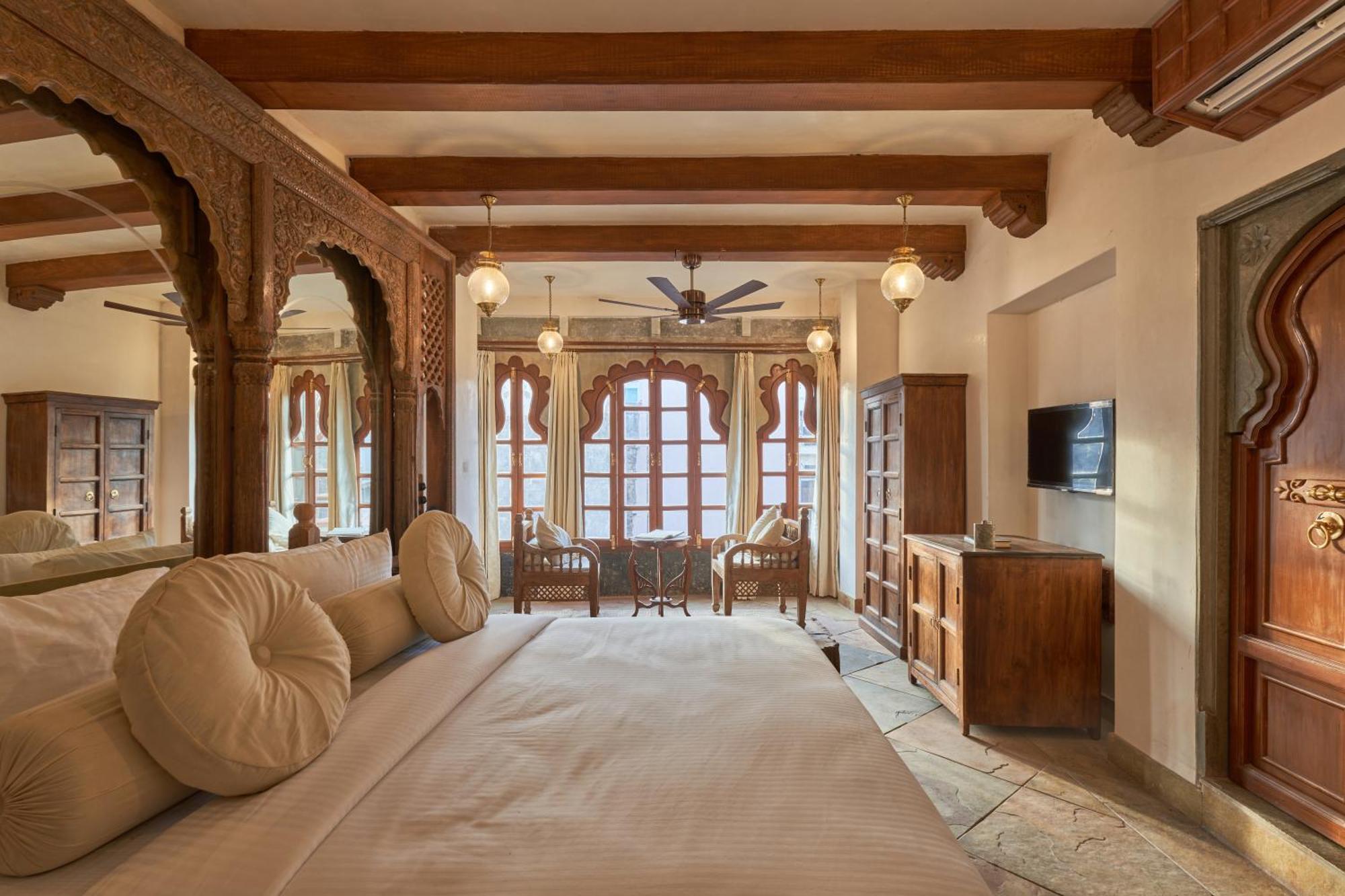 Hotel Kaladwas Lal Haveli - A Heritage Boutique